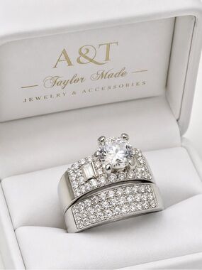 Two piece, silver plated wedding ring set